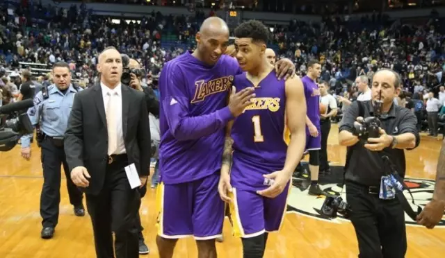 意媒：伊布、费拉拉入选米兰冬奥会火炬传递阵容（意媒：伊布与费拉拉被选为米兰冬奥火炬手）