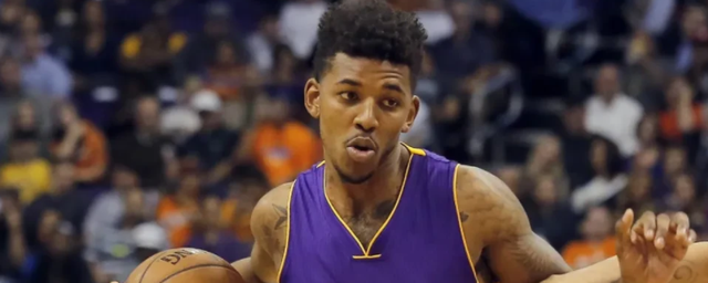 斯坎迪奇抵达圣保罗（斯坎迪奇飞抵圣保罗）